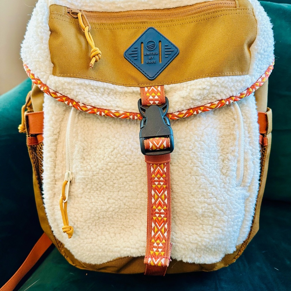 United By Blue hiking backpack 9l